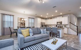 5 Bedrooms Townhome W- Splashpool - 8205Sa